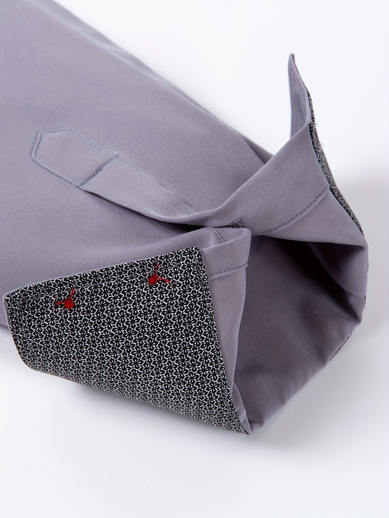 Men's Stylish  Long Sleeve Button-Up Shirt