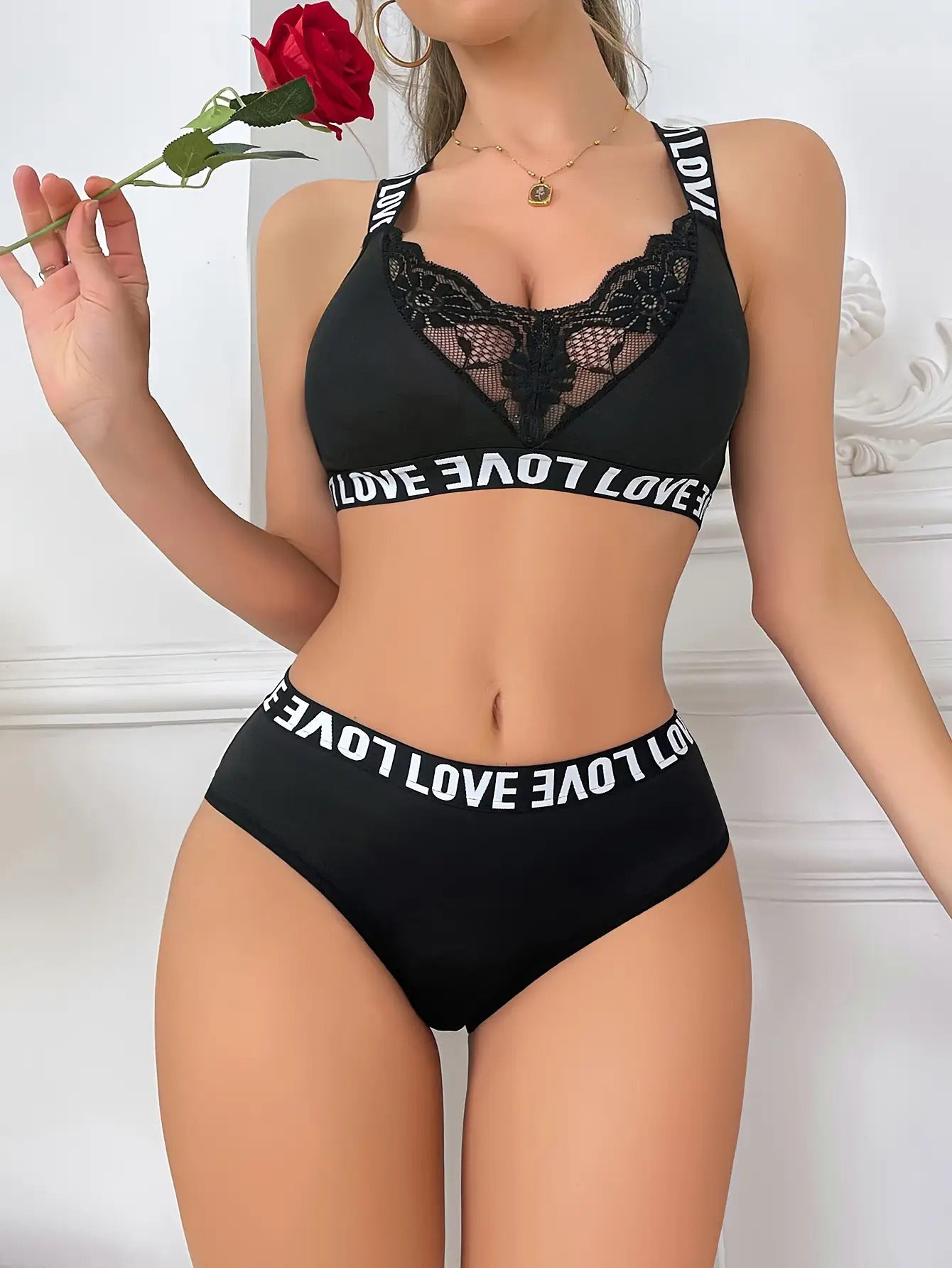 LOVE Letter Waistcloth Sports Bra Sexy Bra Panty Set